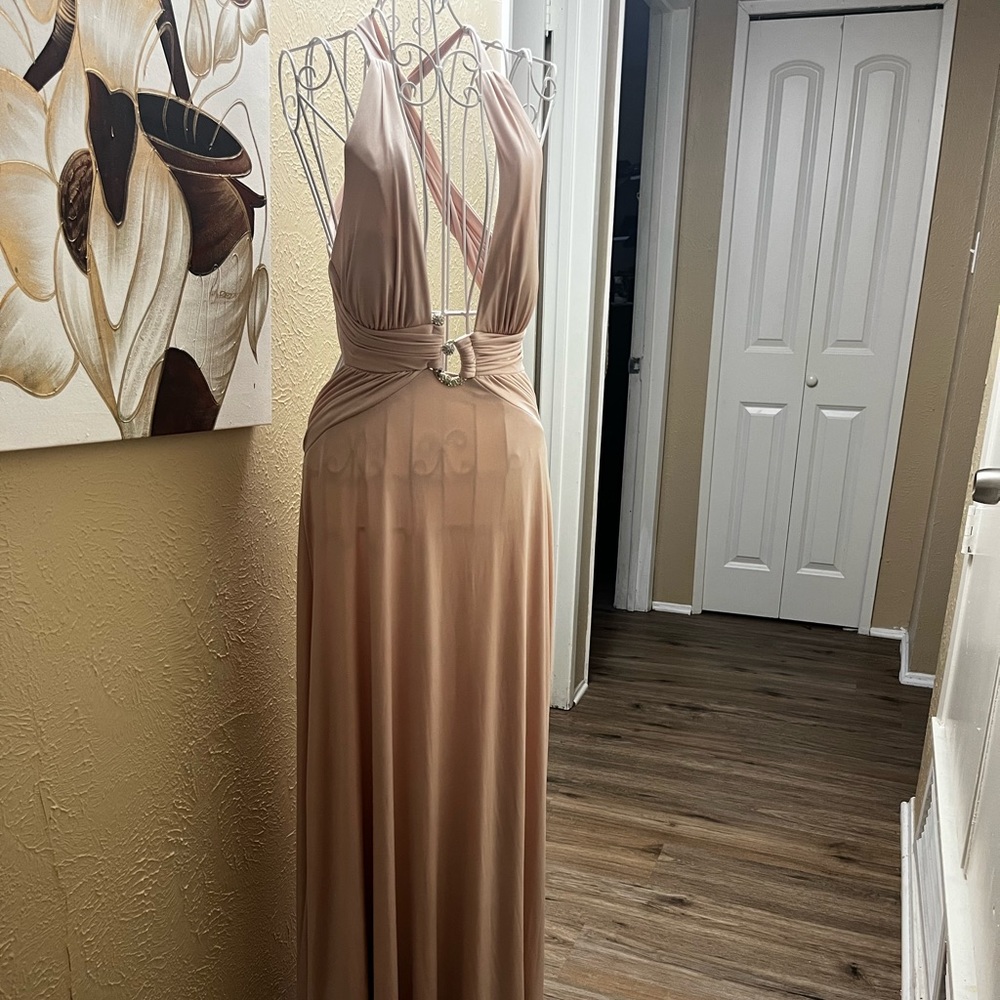 Nightway Shimmering rose gold formal full length dress size 8